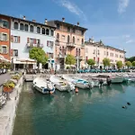 Residenza - Happy